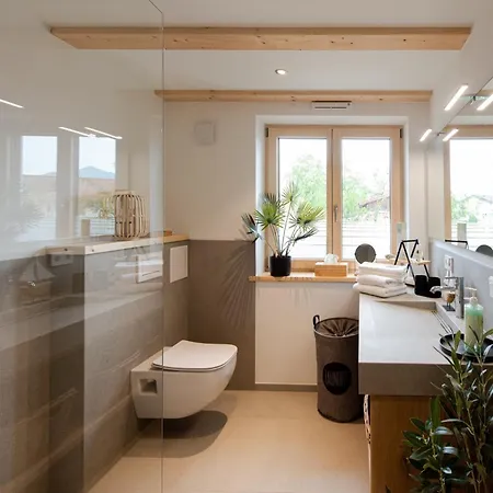 Chiemseefeeling Appartement *